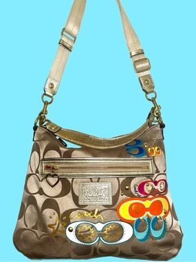 Coach Daisy Pop C Appliqué Hobo Bag